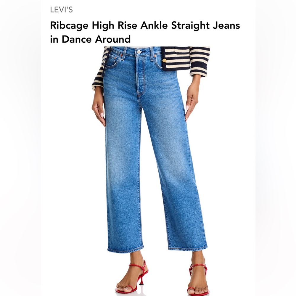 Levi’s Ribcage Straight Ankle Jeans